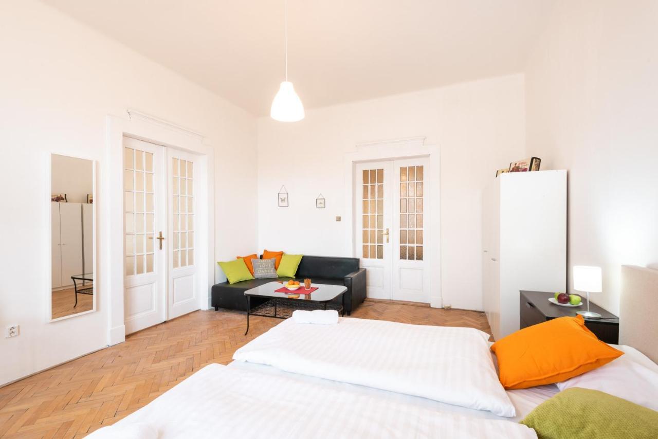Narodni Apartments Prague Luaran gambar